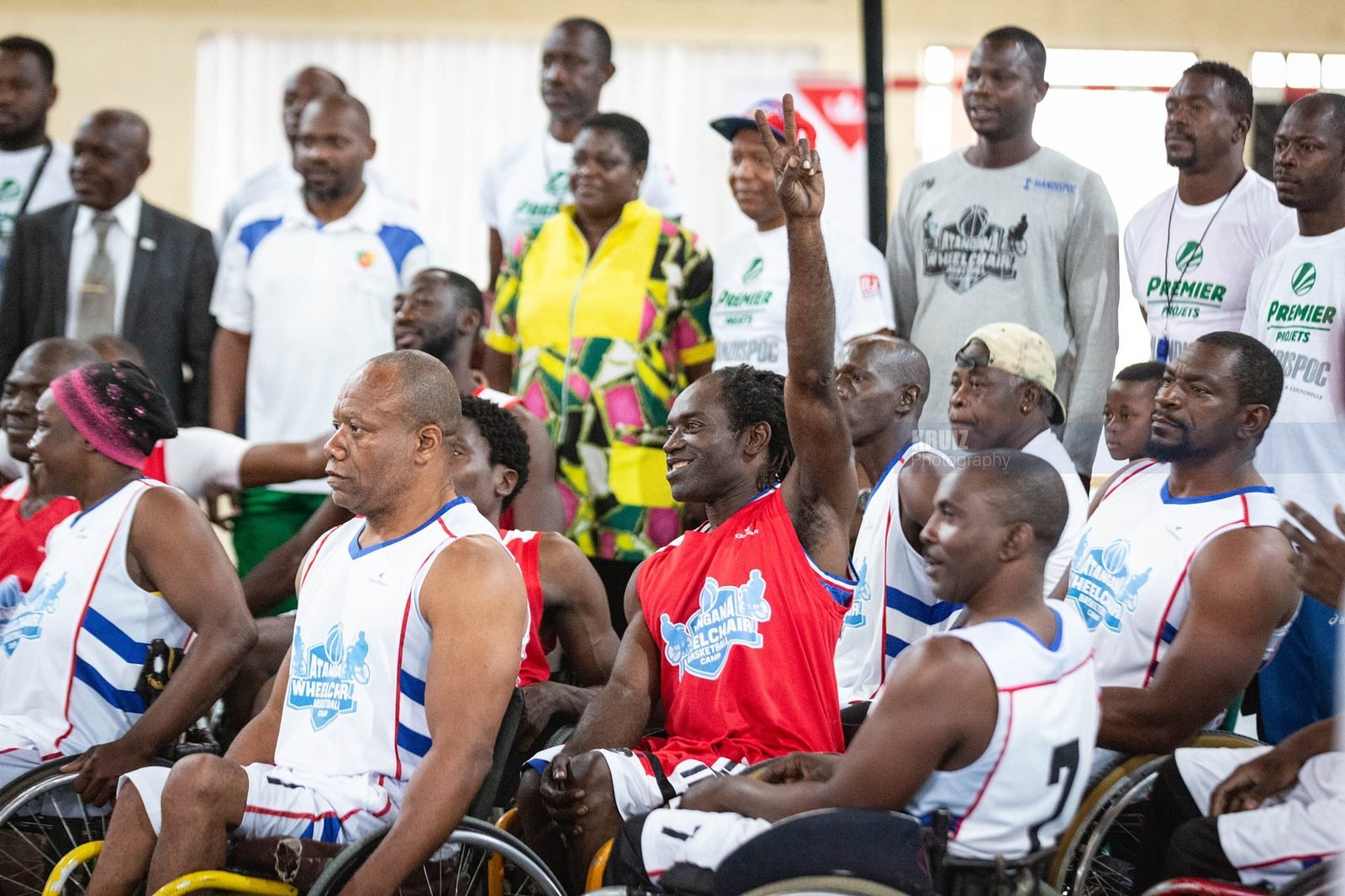 HANDISPOC event with athletes and community members